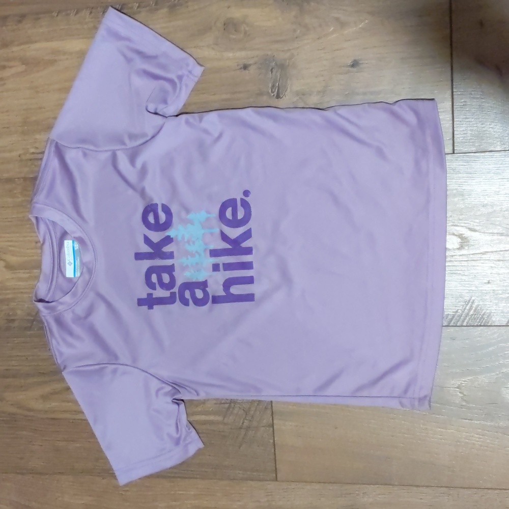 Columbia Kids "Take a Hike" Short Sleeve Shirt in Light Purple, size XS (6/7)